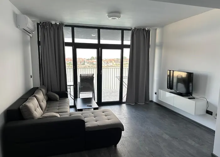 Апартамент Sozopol Beach Apartments