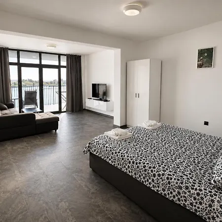 Апартаменты Sozopol Beach Apartments Созополь