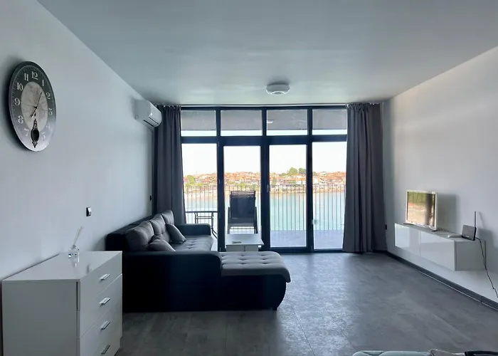 Sozopol Beach Apartments סוזופול